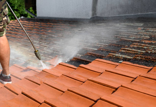 Garage Pressure Washing in Weaverville, NC